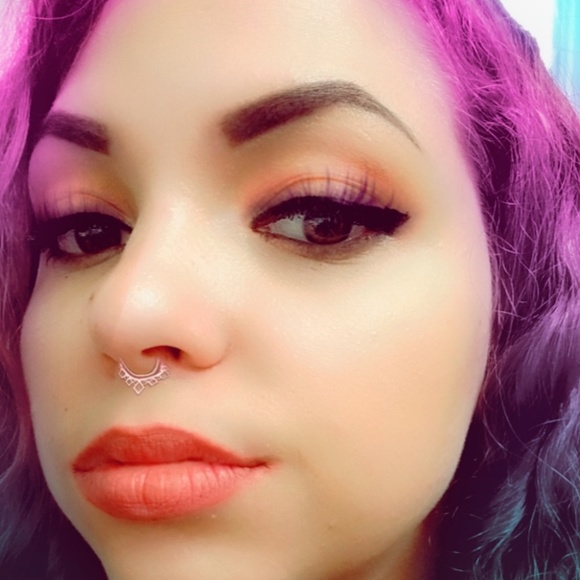 Meet your Posher, Autumn - Picture 2 of 3